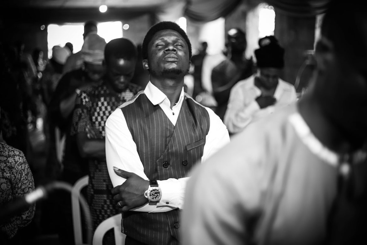 adeyemi-emmanuel-abebayo-LYpj7LgLOAo-unsplash