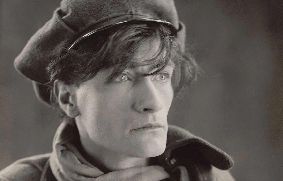Antonin Artaud portrait nb